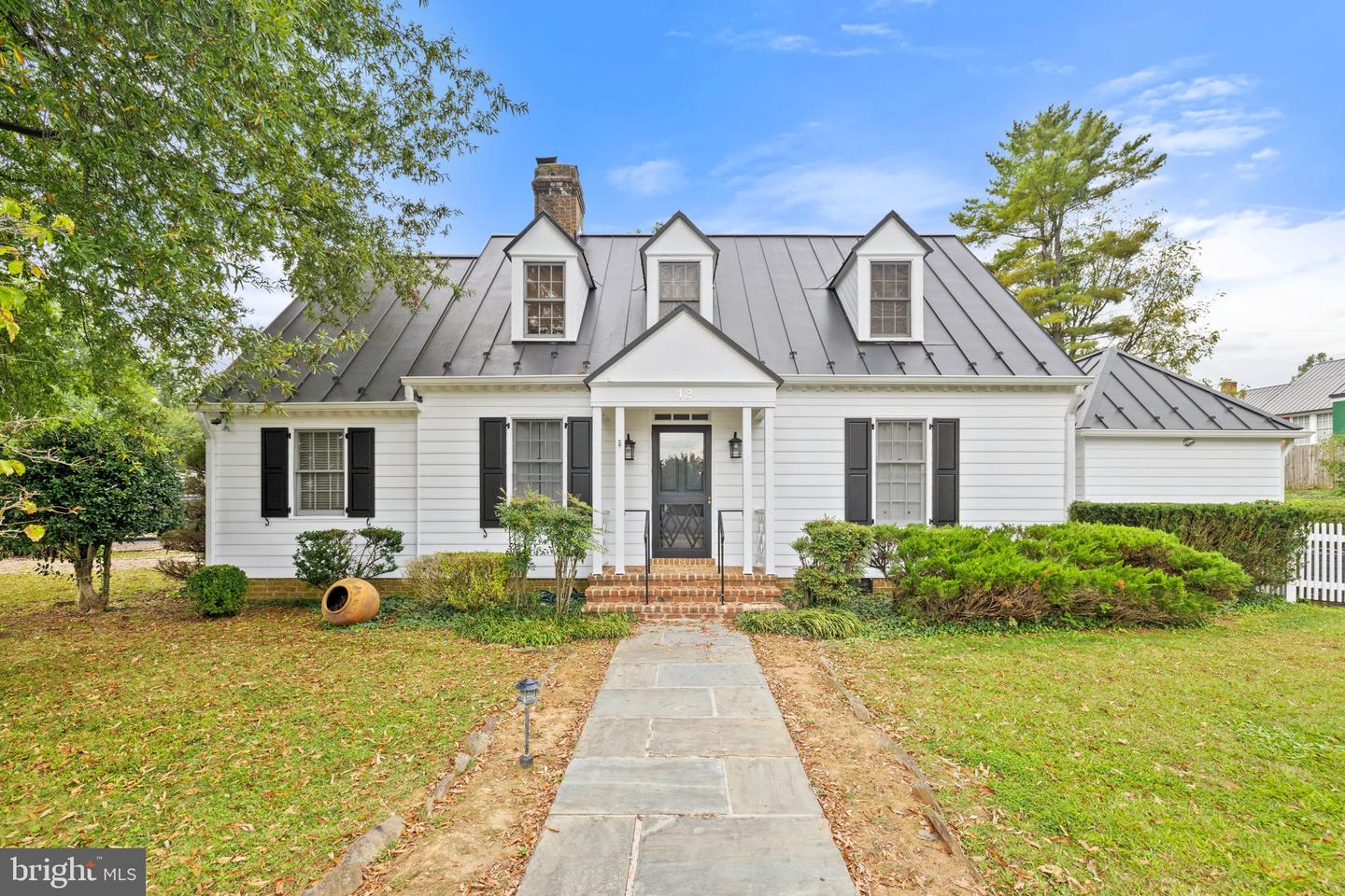 12 CHINN CT, MIDDLEBURG, Virginia 20117, 3 Bedrooms Bedrooms, ,3 BathroomsBathrooms,Residential,For sale,12 CHINN CT,VALO2107464 MLS # VALO2107464