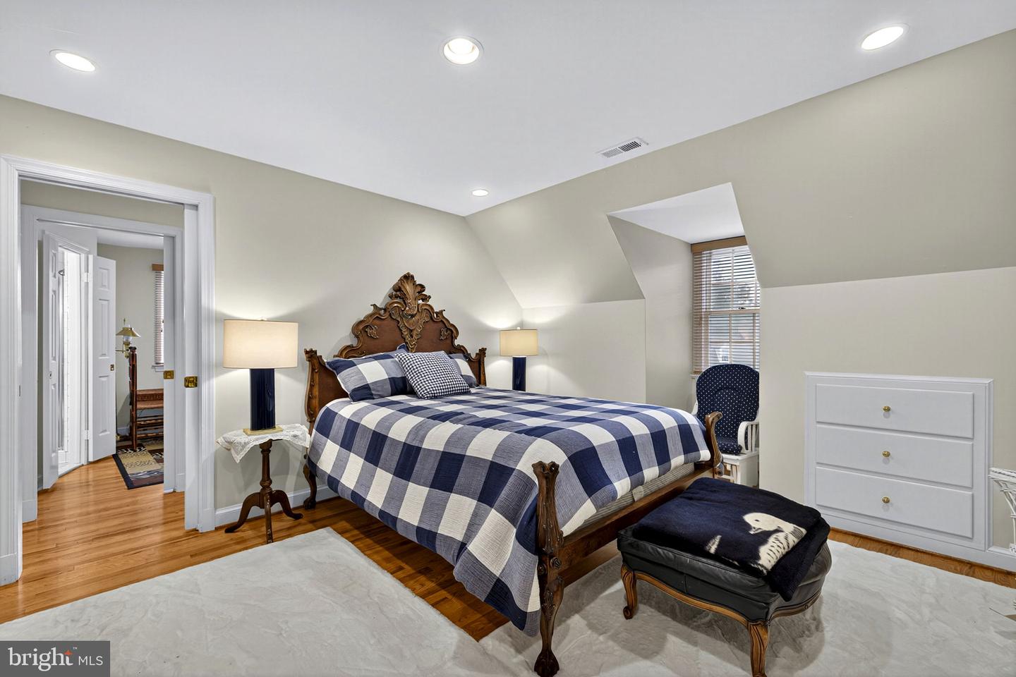 12 CHINN CT, MIDDLEBURG, Virginia 20117, 3 Bedrooms Bedrooms, ,3 BathroomsBathrooms,Residential,For sale,12 CHINN CT,VALO2107464 MLS # VALO2107464