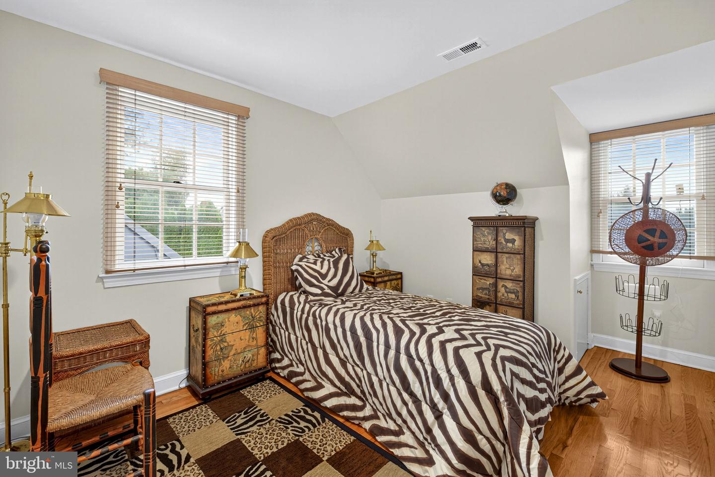 12 CHINN CT, MIDDLEBURG, Virginia 20117, 3 Bedrooms Bedrooms, ,3 BathroomsBathrooms,Residential,For sale,12 CHINN CT,VALO2107464 MLS # VALO2107464