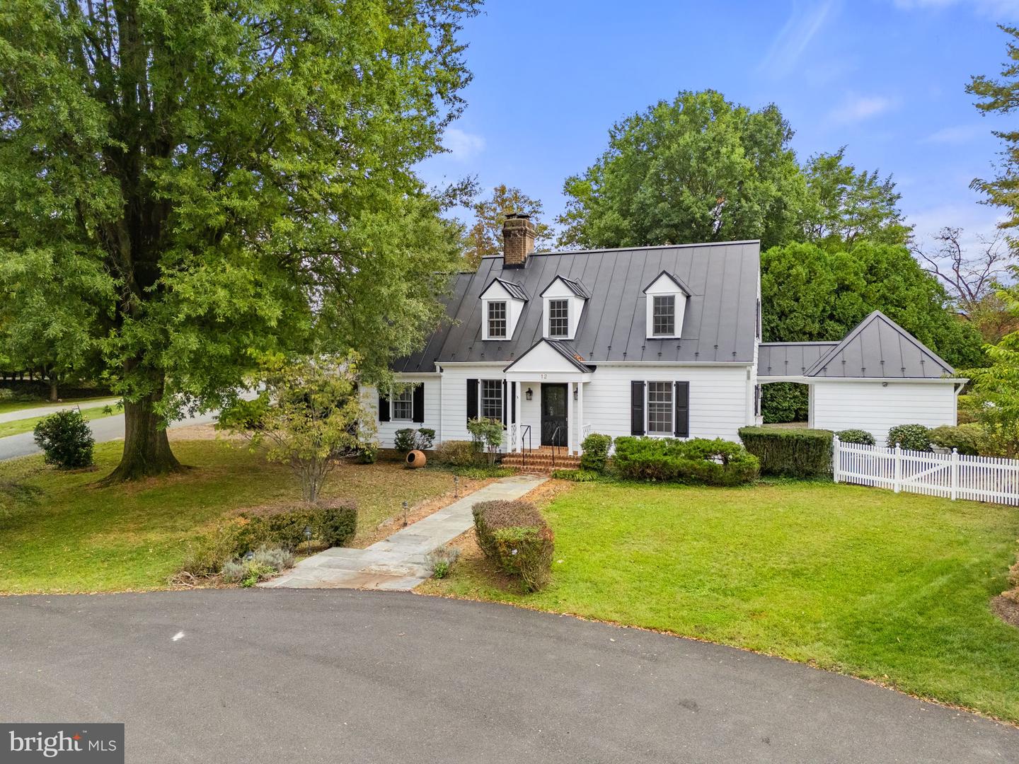 12 CHINN CT, MIDDLEBURG, Virginia 20117, 3 Bedrooms Bedrooms, ,3 BathroomsBathrooms,Residential,For sale,12 CHINN CT,VALO2107464 MLS # VALO2107464