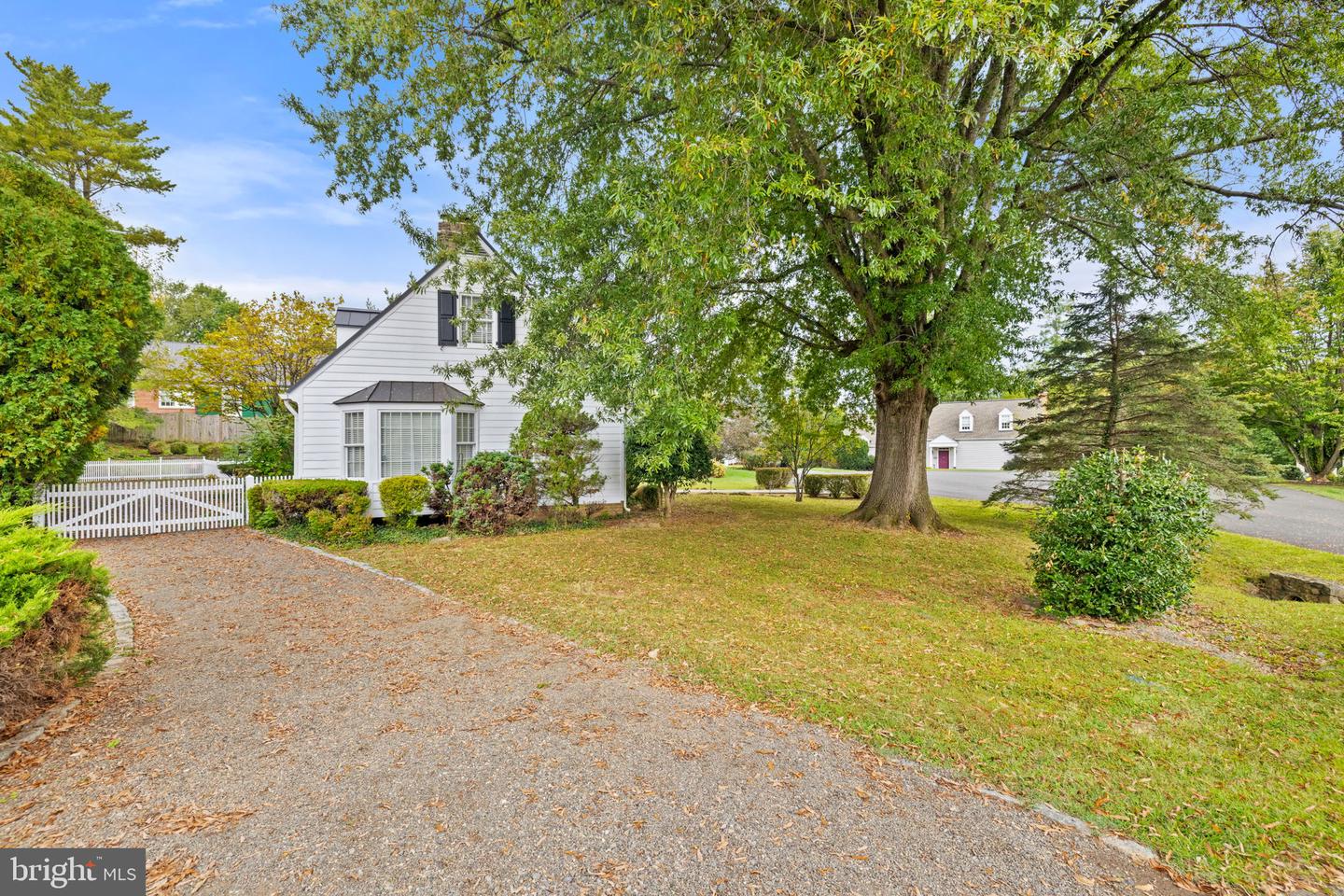 12 CHINN CT, MIDDLEBURG, Virginia 20117, 3 Bedrooms Bedrooms, ,3 BathroomsBathrooms,Residential,For sale,12 CHINN CT,VALO2107464 MLS # VALO2107464