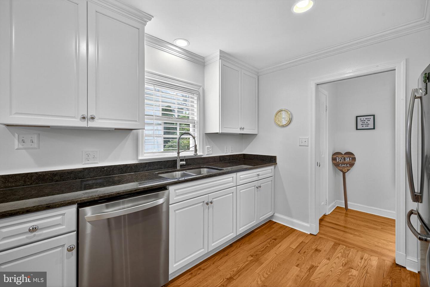 12 CHINN CT, MIDDLEBURG, Virginia 20117, 3 Bedrooms Bedrooms, ,3 BathroomsBathrooms,Residential,For sale,12 CHINN CT,VALO2107464 MLS # VALO2107464