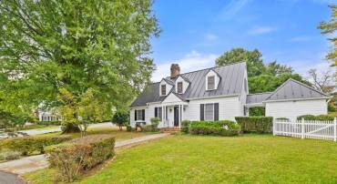 12 CHINN CT, MIDDLEBURG, Virginia 20117, 3 Bedrooms Bedrooms, ,3 BathroomsBathrooms,Residential,For sale,12 CHINN CT,VALO2107464 MLS # VALO2107464