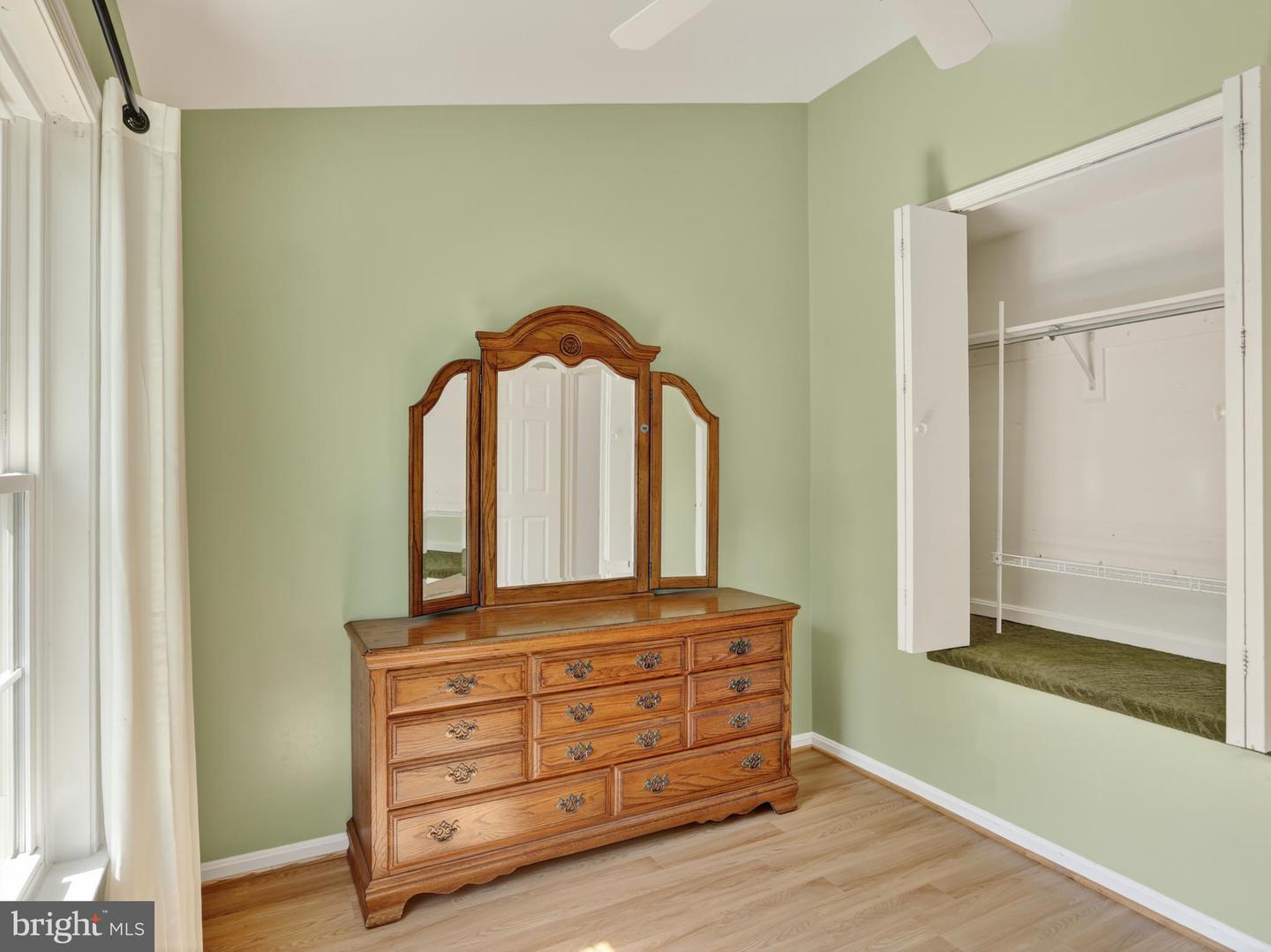 BURKE, Virginia 22015, 3 Bedrooms Bedrooms, 11 Rooms Rooms,2 BathroomsBathrooms,Residential,For sale,VAFX2268988 MLS # VAFX2268988