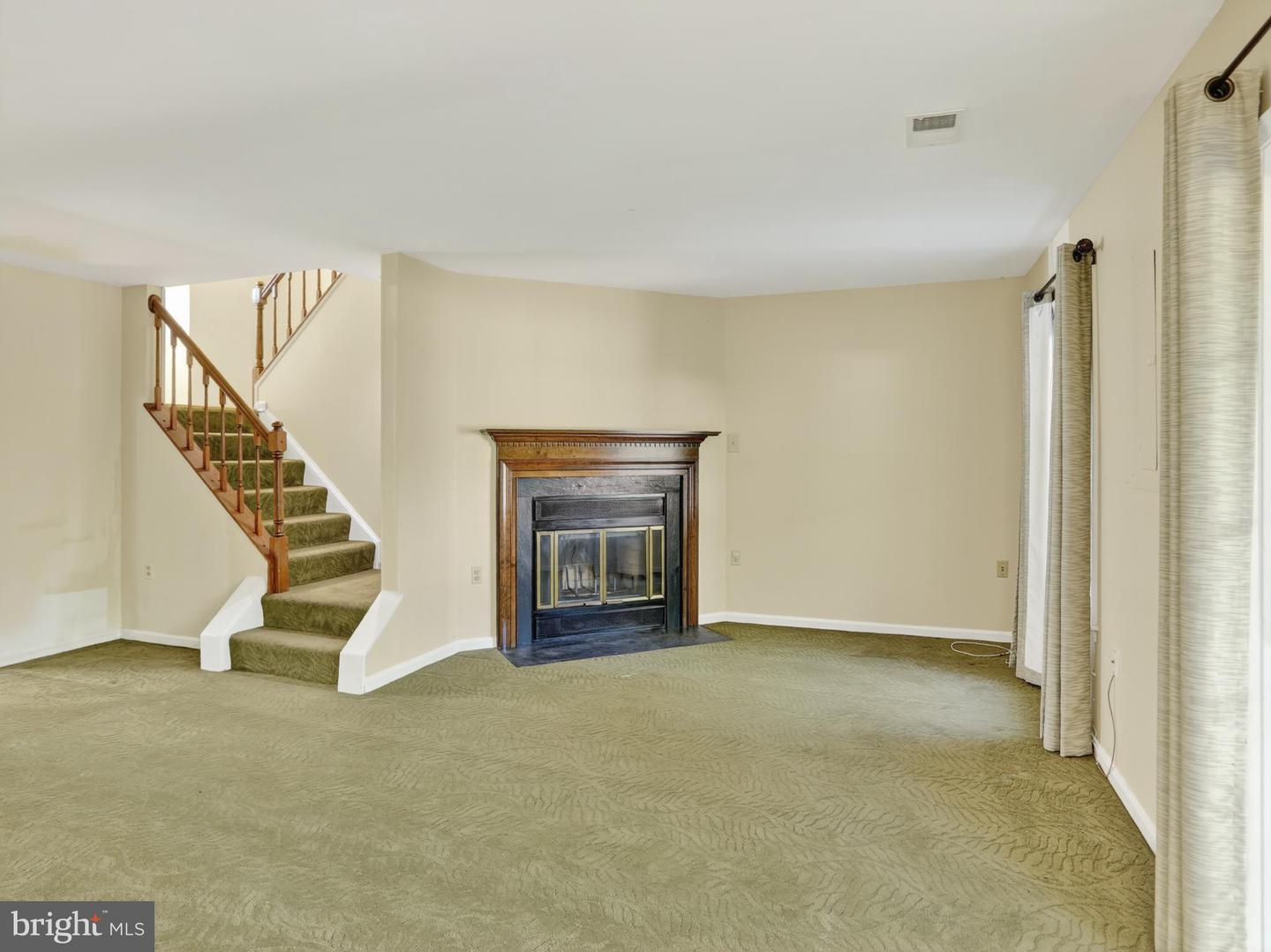 BURKE, Virginia 22015, 3 Bedrooms Bedrooms, 11 Rooms Rooms,2 BathroomsBathrooms,Residential,For sale,VAFX2268988 MLS # VAFX2268988