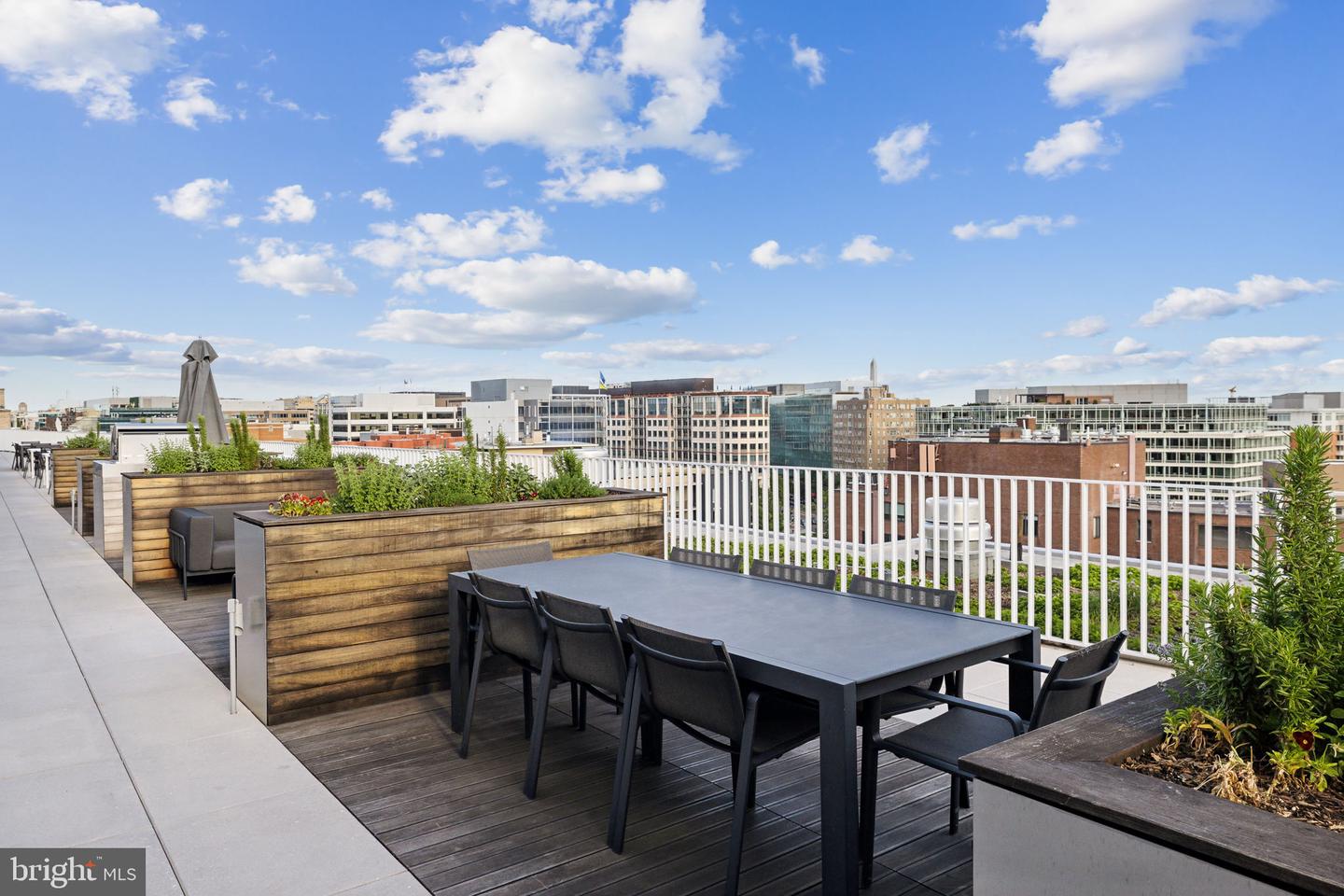 1111 24TH ST NW #53, WASHINGTON, District Of Columbia 20037, 3 Bedrooms Bedrooms, ,2 BathroomsBathrooms,Residential,For sale,1111 24TH ST NW #53,DCDC2224336 MLS # DCDC2224336