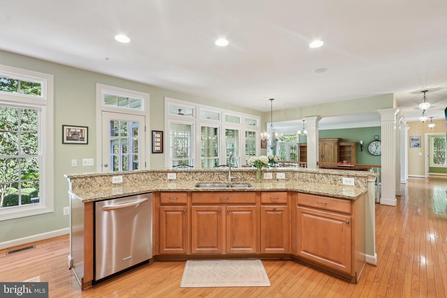 43420 SPANISH BAY CT, LEESBURG, Virginia 20176, 5 Bedrooms Bedrooms, ,4 BathroomsBathrooms,Residential,For sale,43420 SPANISH BAY CT,VALO2107830 MLS # VALO2107830