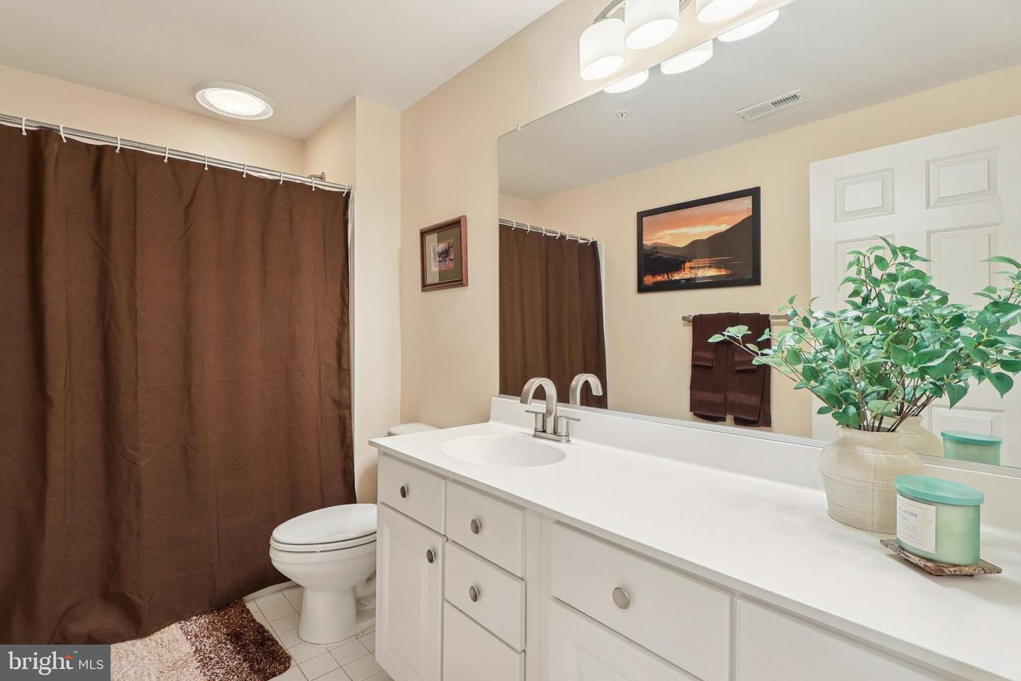 43420 SPANISH BAY CT, LEESBURG, Virginia 20176, 5 Bedrooms Bedrooms, ,4 BathroomsBathrooms,Residential,For sale,43420 SPANISH BAY CT,VALO2107830 MLS # VALO2107830
