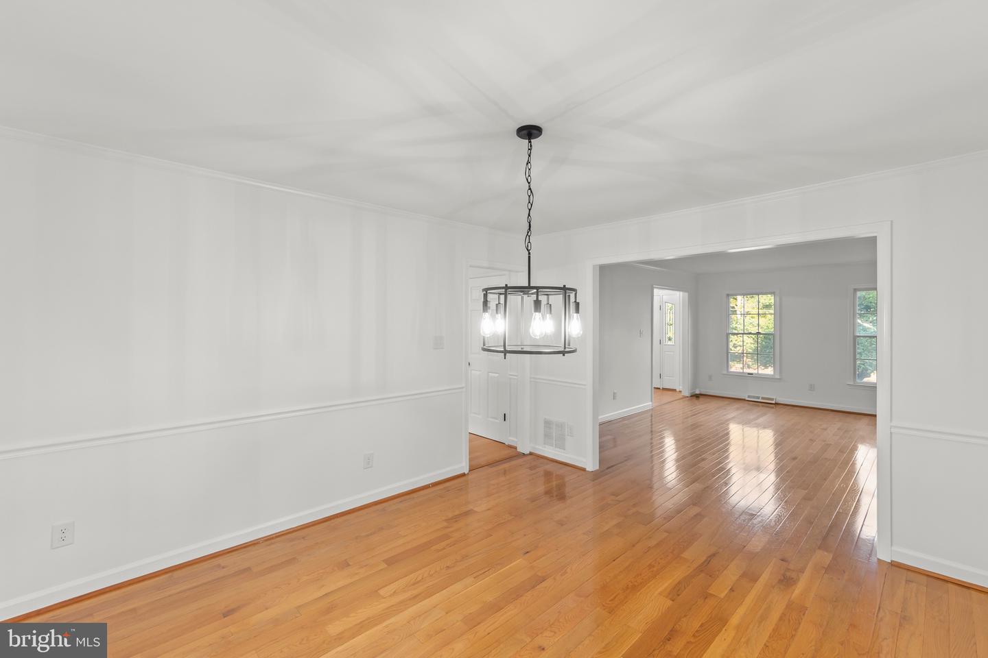 509 MARION ST, WINCHESTER, Virginia 22601, 4 Bedrooms Bedrooms, ,2 BathroomsBathrooms,Residential,For sale,509 MARION ST,VAWI2009156 MLS # VAWI2009156