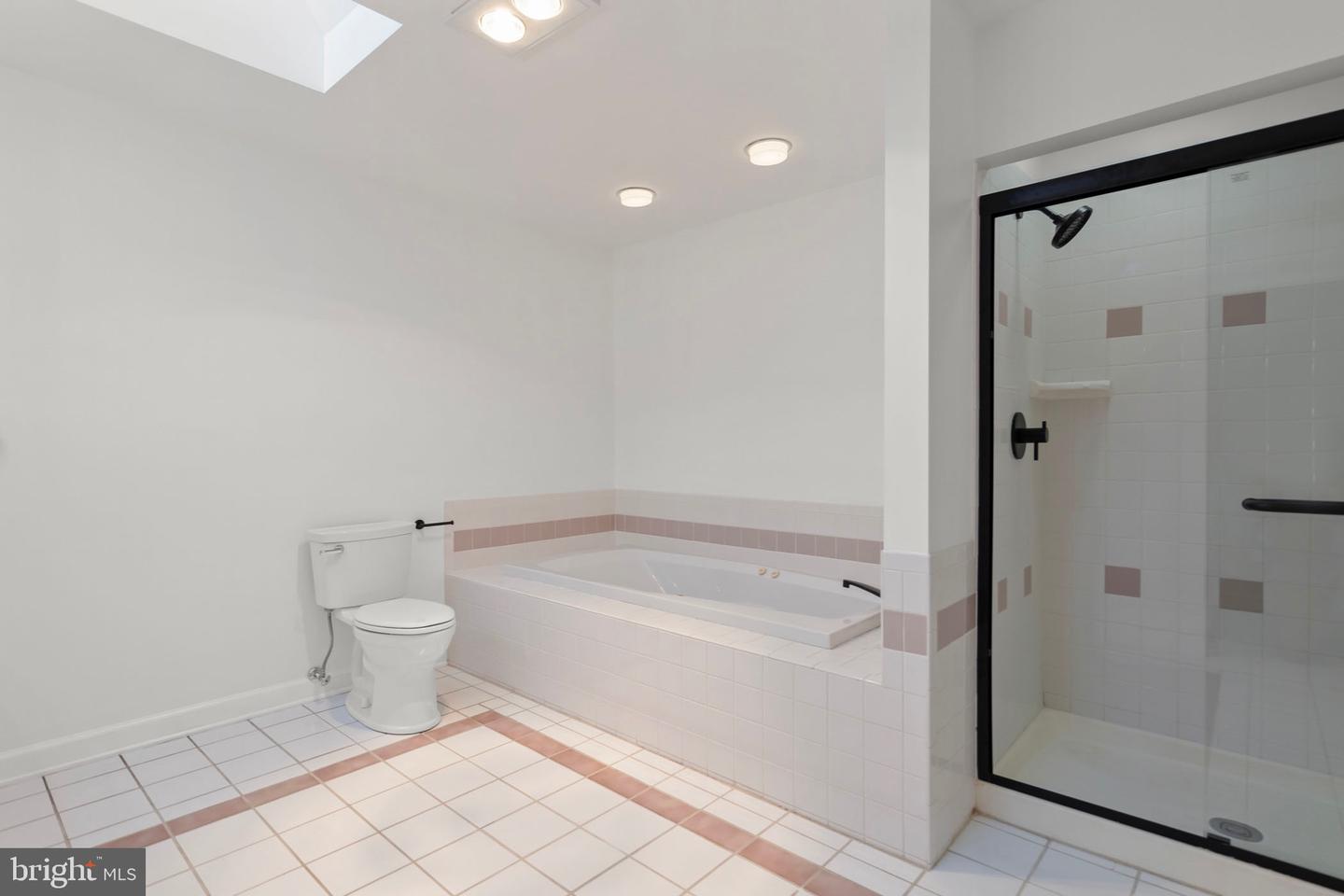 509 MARION ST, WINCHESTER, Virginia 22601, 4 Bedrooms Bedrooms, ,2 BathroomsBathrooms,Residential,For sale,509 MARION ST,VAWI2009156 MLS # VAWI2009156