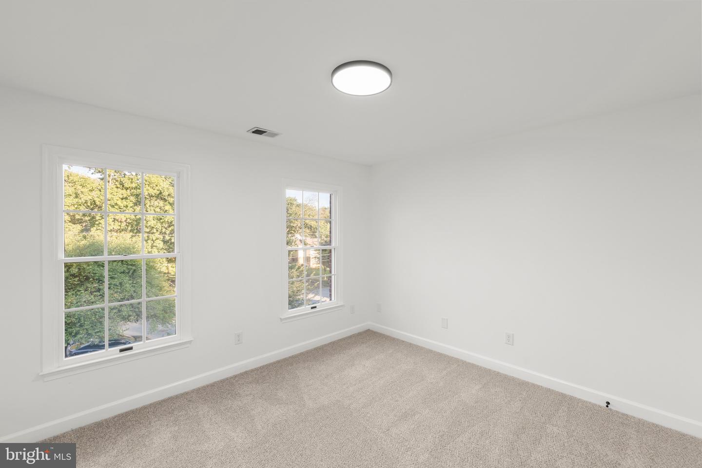 509 MARION ST, WINCHESTER, Virginia 22601, 4 Bedrooms Bedrooms, ,2 BathroomsBathrooms,Residential,For sale,509 MARION ST,VAWI2009156 MLS # VAWI2009156