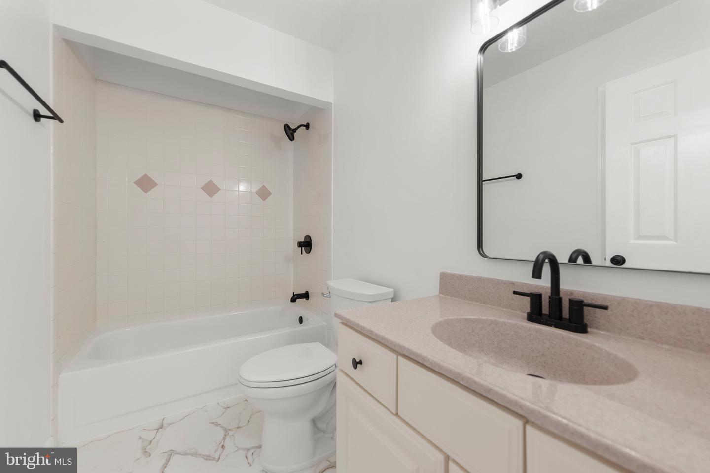 509 MARION ST, WINCHESTER, Virginia 22601, 4 Bedrooms Bedrooms, ,2 BathroomsBathrooms,Residential,For sale,509 MARION ST,VAWI2009156 MLS # VAWI2009156