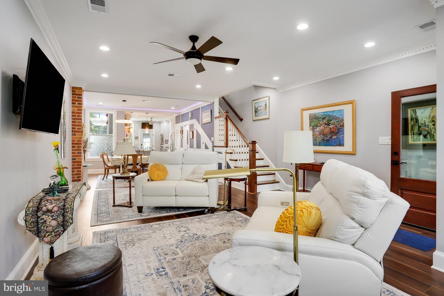 2011 1ST ST NW, WASHINGTON, District Of Columbia 20001, 5 Bedrooms Bedrooms, ,3 BathroomsBathrooms,Residential,For sale,2011 1ST ST NW,DCDC2225210 MLS # DCDC2225210