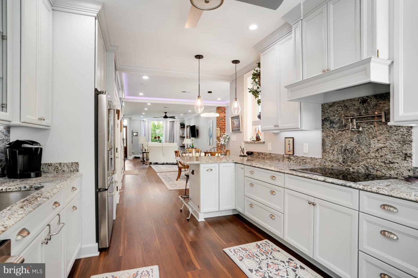 2011 1ST ST NW, WASHINGTON, District Of Columbia 20001, 5 Bedrooms Bedrooms, ,3 BathroomsBathrooms,Residential,For sale,2011 1ST ST NW,DCDC2225210 MLS # DCDC2225210