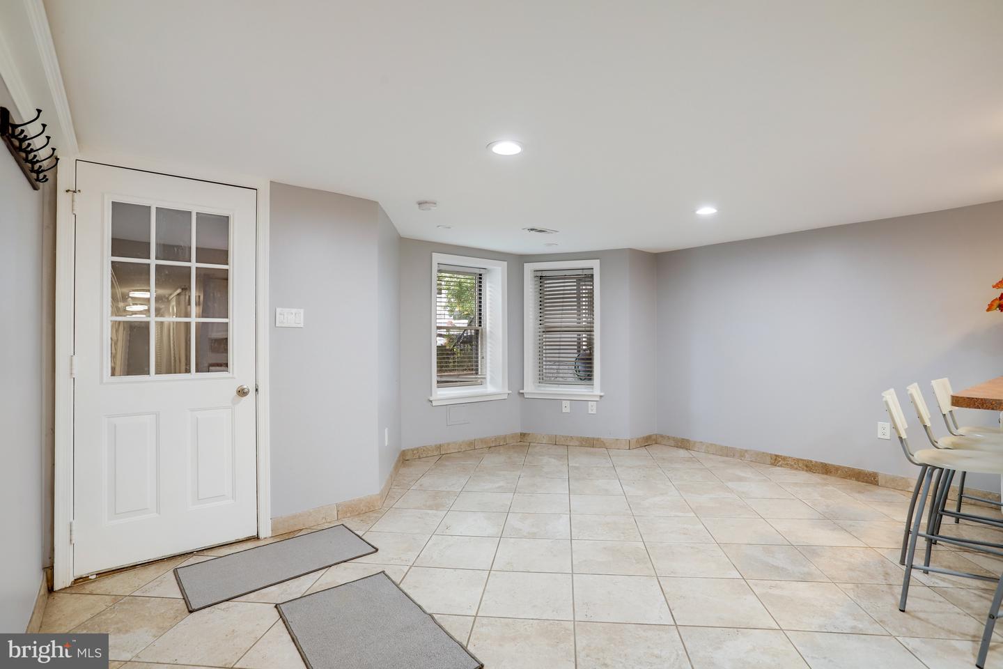 2011 1ST ST NW, WASHINGTON, District Of Columbia 20001, 5 Bedrooms Bedrooms, ,3 BathroomsBathrooms,Residential,For sale,2011 1ST ST NW,DCDC2225210 MLS # DCDC2225210
