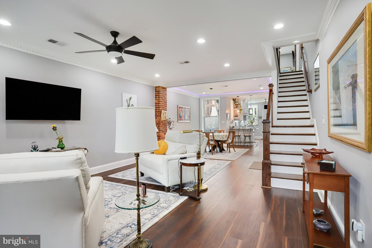 2011 1ST ST NW, WASHINGTON, District Of Columbia 20001, 5 Bedrooms Bedrooms, ,3 BathroomsBathrooms,Residential,For sale,2011 1ST ST NW,DCDC2225210 MLS # DCDC2225210
