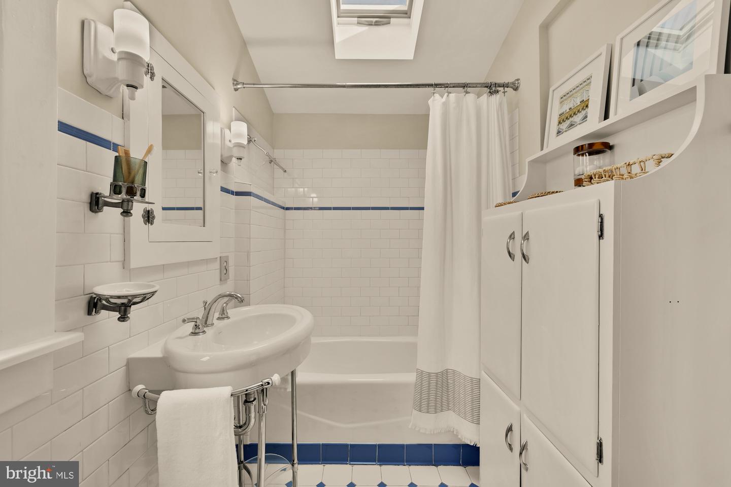 1210 KEARNY ST NE, WASHINGTON, District Of Columbia 20017, 3 Bedrooms Bedrooms, ,2 BathroomsBathrooms,Residential,For sale,1210 KEARNY ST NE,DCDC2225248 MLS # DCDC2225248