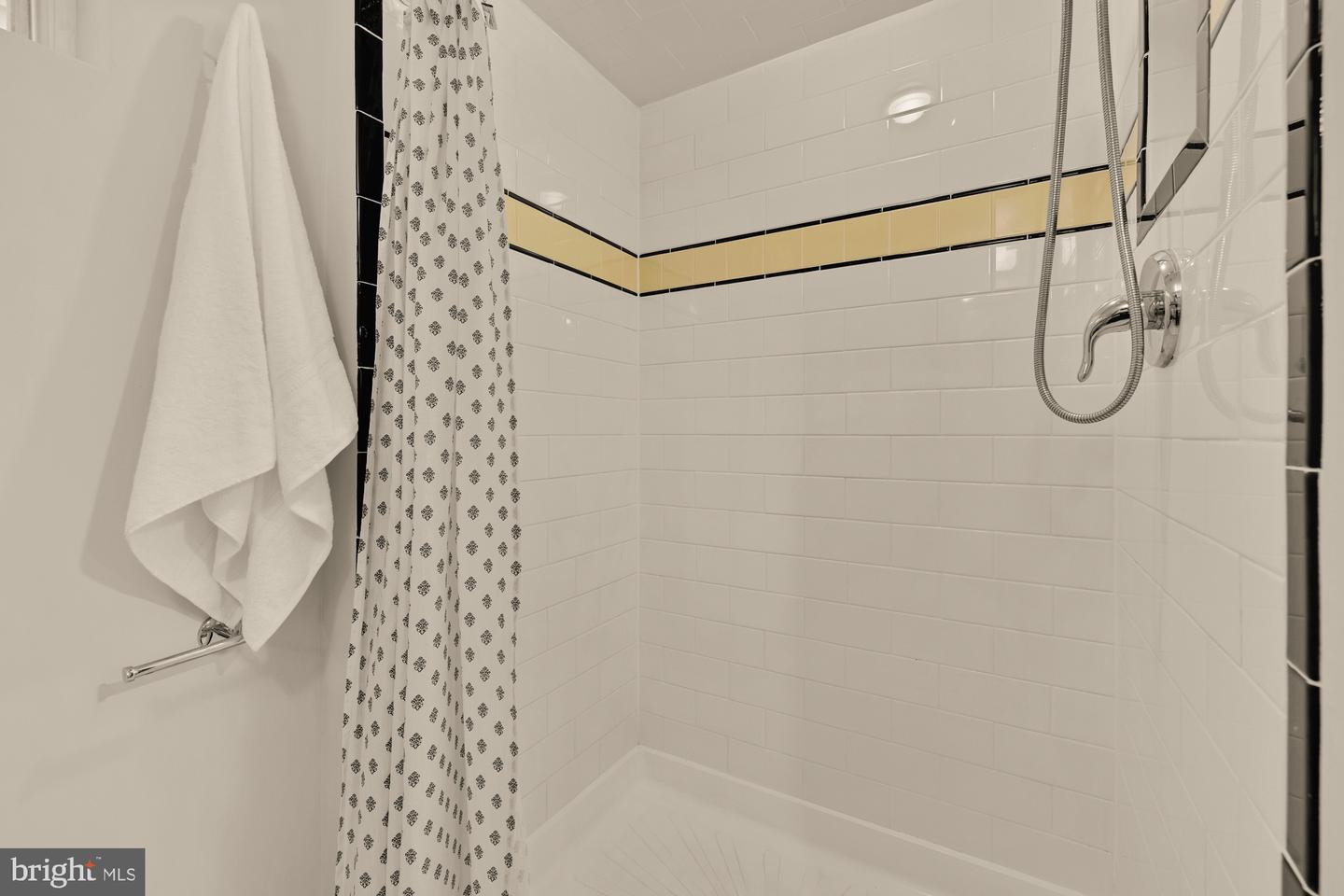 1210 KEARNY ST NE, WASHINGTON, District Of Columbia 20017, 3 Bedrooms Bedrooms, ,2 BathroomsBathrooms,Residential,For sale,1210 KEARNY ST NE,DCDC2225248 MLS # DCDC2225248