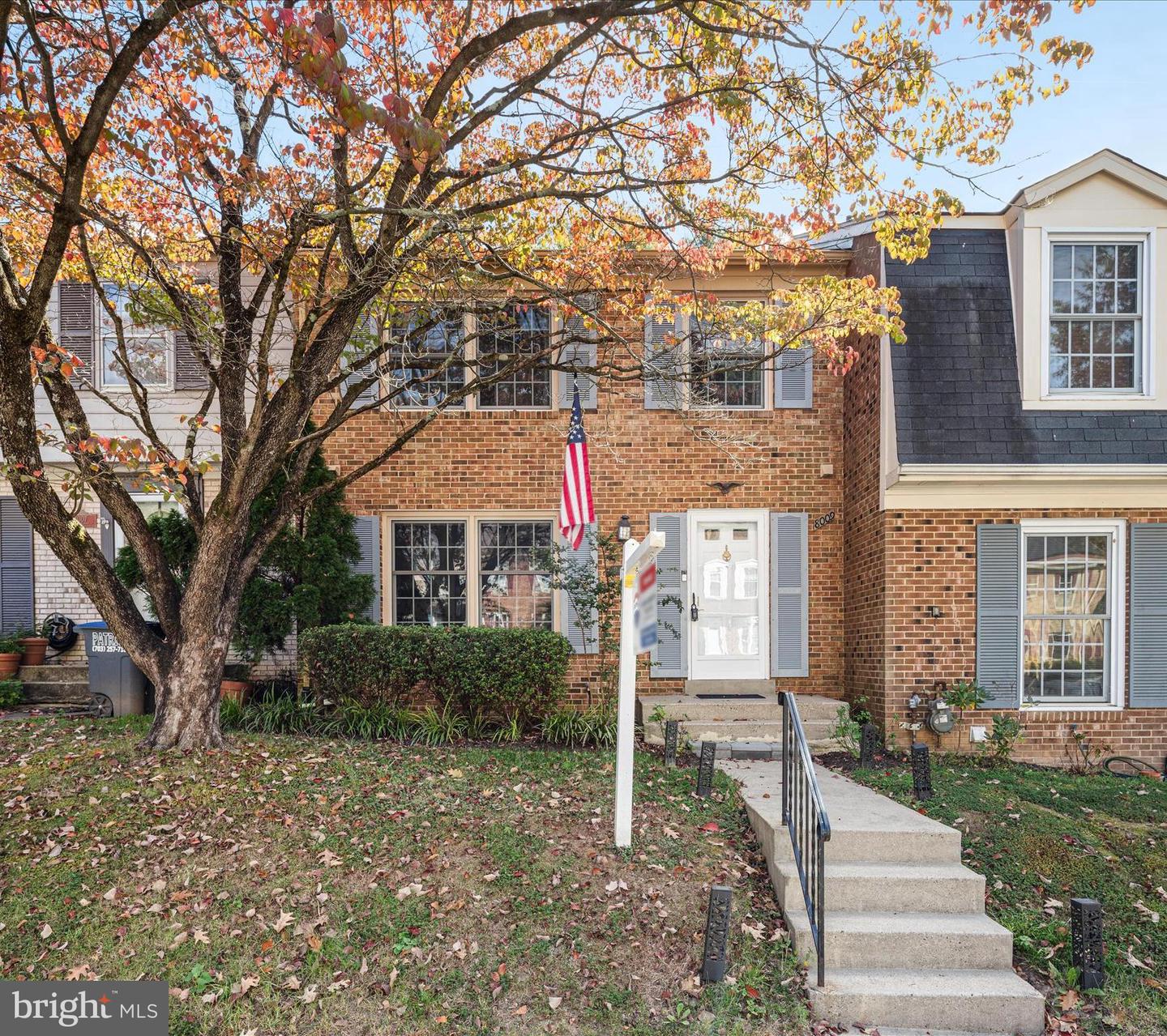 8009 BETHELEN WOODS LN, SPRINGFIELD, Virginia 22153, 3 Bedrooms Bedrooms, ,2 BathroomsBathrooms,Residential,For sale,8009 BETHELEN WOODS LN,VAFX2272590 MLS # VAFX2272590