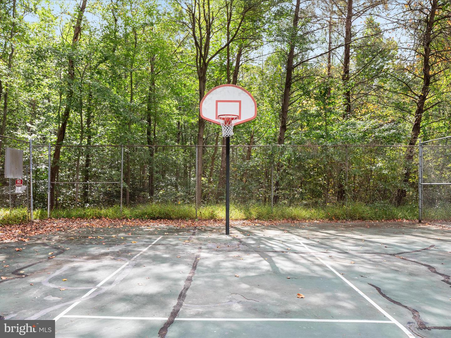 8009 BETHELEN WOODS LN, SPRINGFIELD, Virginia 22153, 3 Bedrooms Bedrooms, ,2 BathroomsBathrooms,Residential,For sale,8009 BETHELEN WOODS LN,VAFX2272590 MLS # VAFX2272590