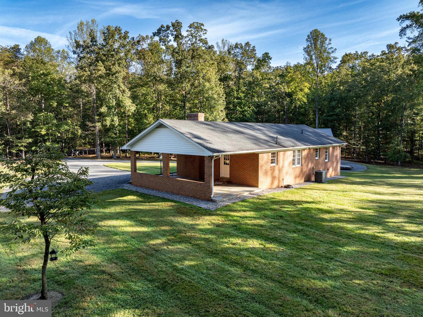 107 SYLVAN, MADISON, Virginia 22727, 3 Bedrooms Bedrooms, 13 Rooms Rooms,3 BathroomsBathrooms,Residential,For sale,107 SYLVAN,VAMA2002472 MLS # VAMA2002472