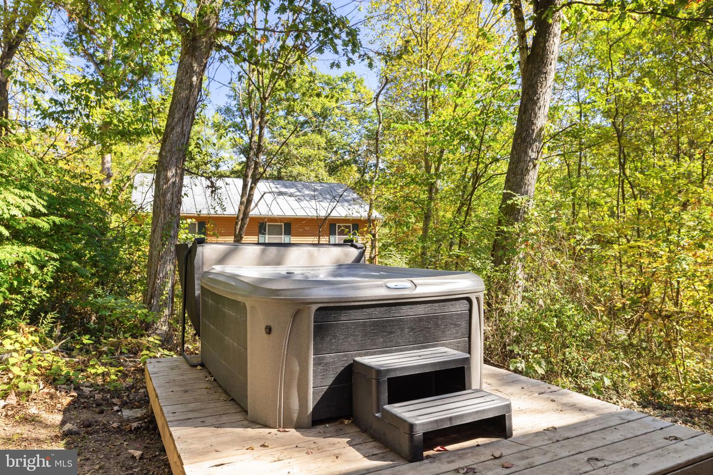 218 MULBERRY LN, MOUNT JACKSON, Virginia 22842, 2 Bedrooms Bedrooms, ,1 BathroomBathrooms,Residential,For sale,218 MULBERRY LN,VASH2012700 MLS # VASH2012700
