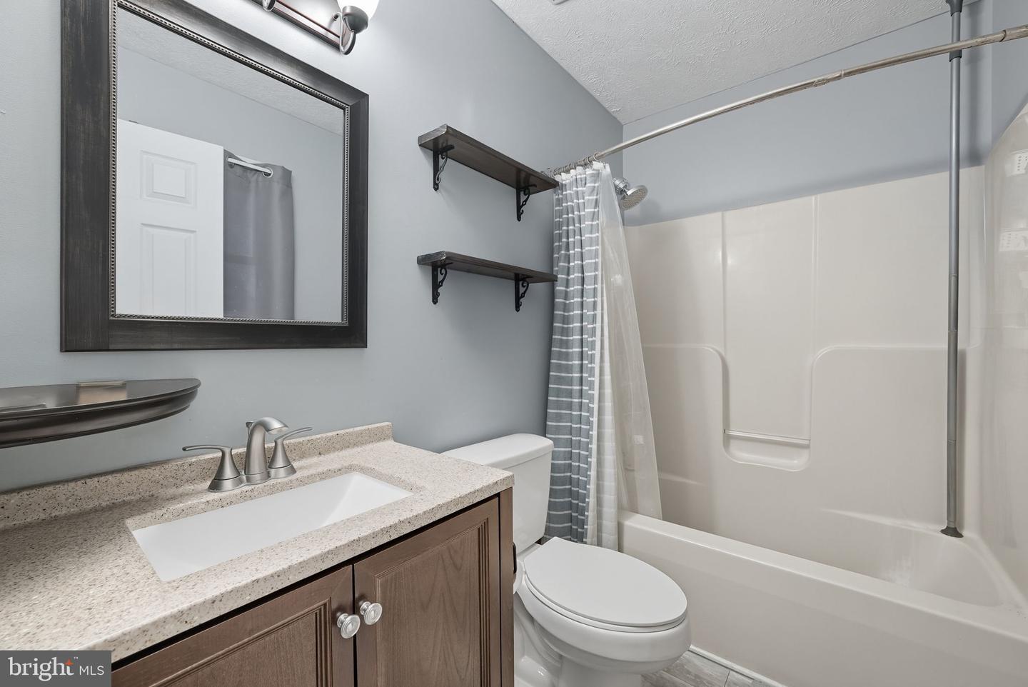285 WISE AVE, STRASBURG, Virginia 22657, 3 Bedrooms Bedrooms, ,2 BathroomsBathrooms,Residential,For sale,285 WISE AVE,VASH2012704 MLS # VASH2012704