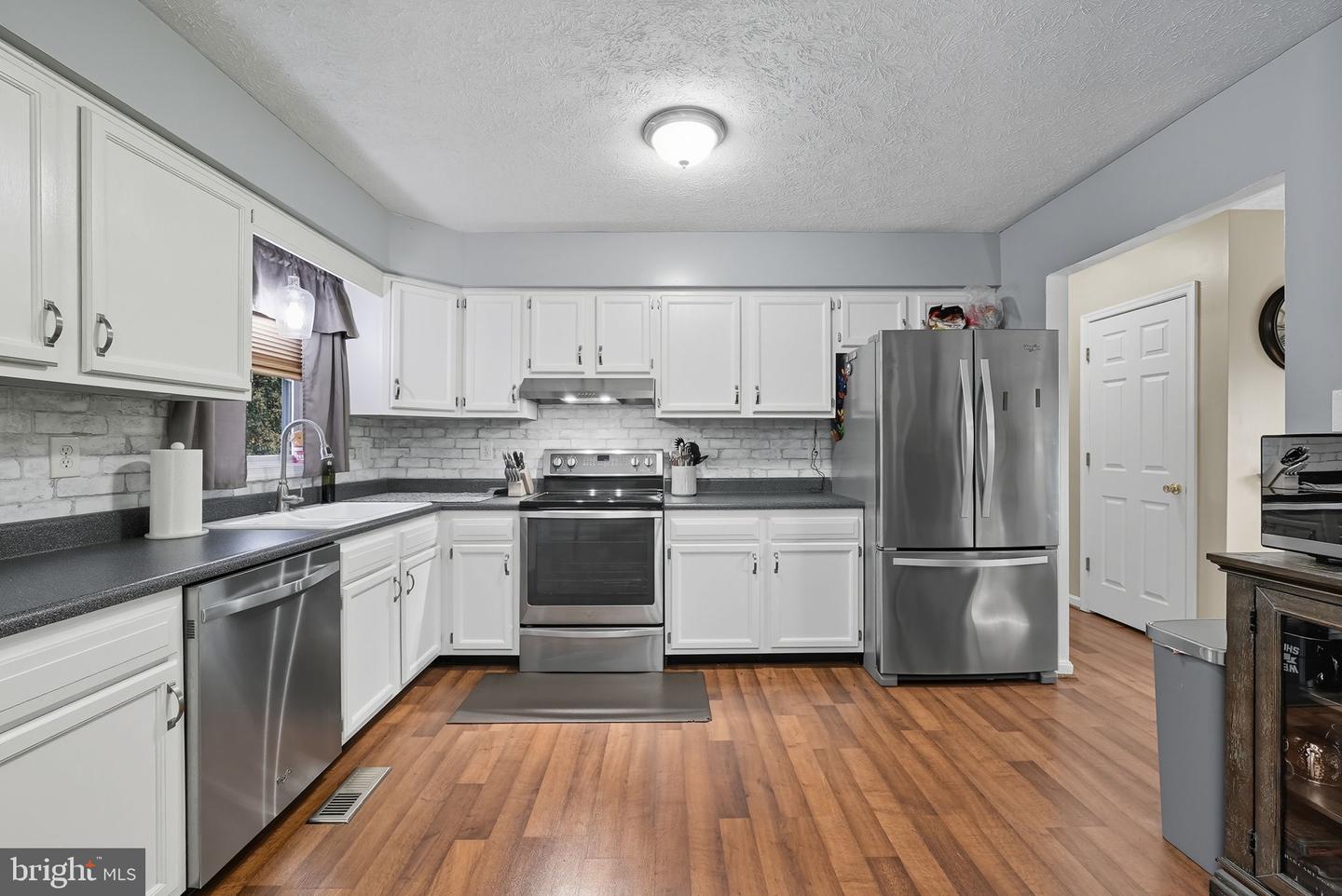 285 WISE AVE, STRASBURG, Virginia 22657, 3 Bedrooms Bedrooms, ,2 BathroomsBathrooms,Residential,For sale,285 WISE AVE,VASH2012704 MLS # VASH2012704