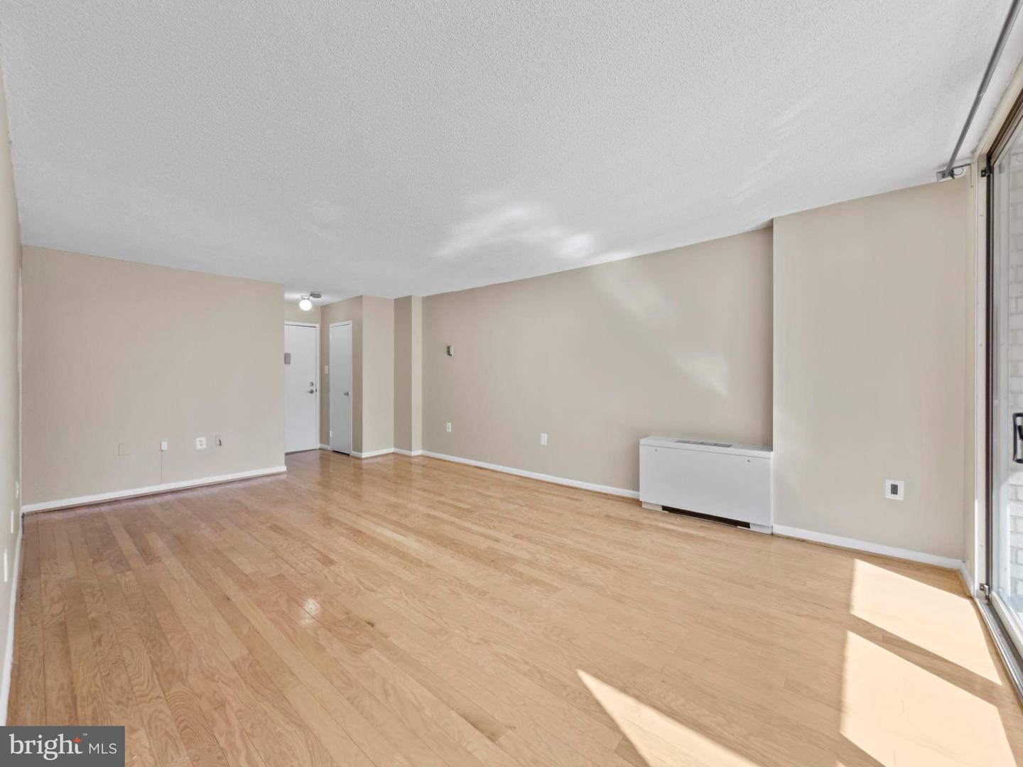 2500 N VAN DORN ST #316, ALEXANDRIA, Virginia 22302, ,1 BathroomBathrooms,Residential,For sale,2500 N VAN DORN ST #316,VAAX2050618 MLS # VAAX2050618