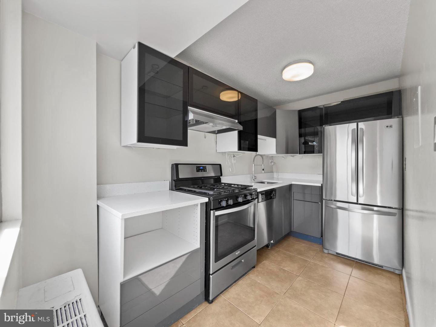 2500 N VAN DORN ST #316, ALEXANDRIA, Virginia 22302, ,1 BathroomBathrooms,Residential,For sale,2500 N VAN DORN ST #316,VAAX2050618 MLS # VAAX2050618