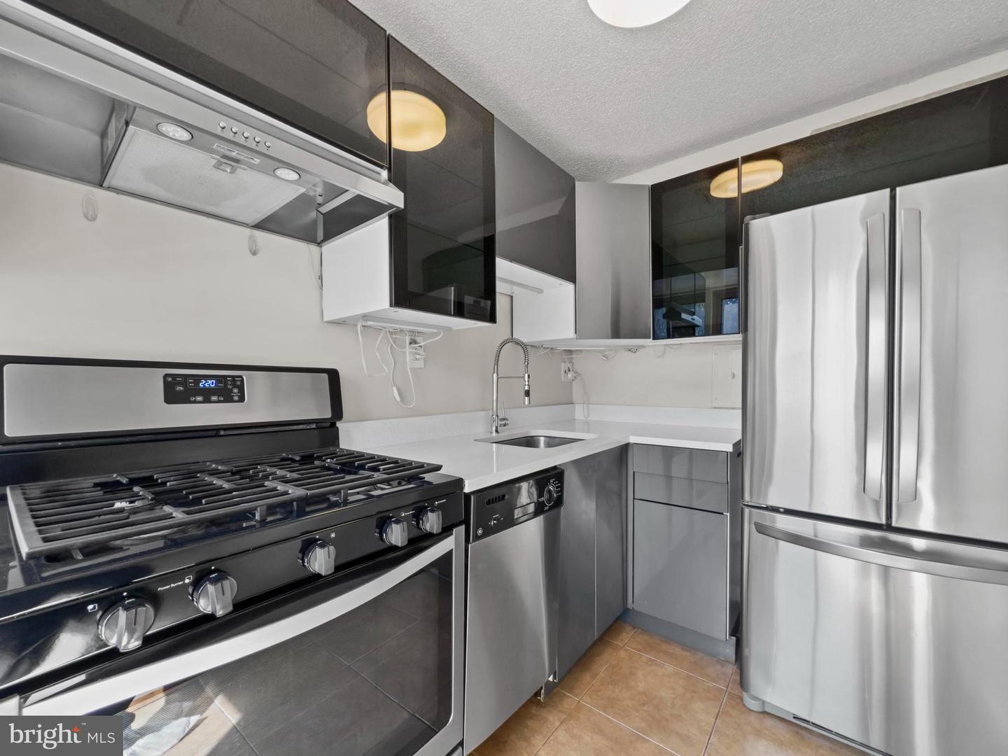 2500 N VAN DORN ST #316, ALEXANDRIA, Virginia 22302, ,1 BathroomBathrooms,Residential,For sale,2500 N VAN DORN ST #316,VAAX2050618 MLS # VAAX2050618
