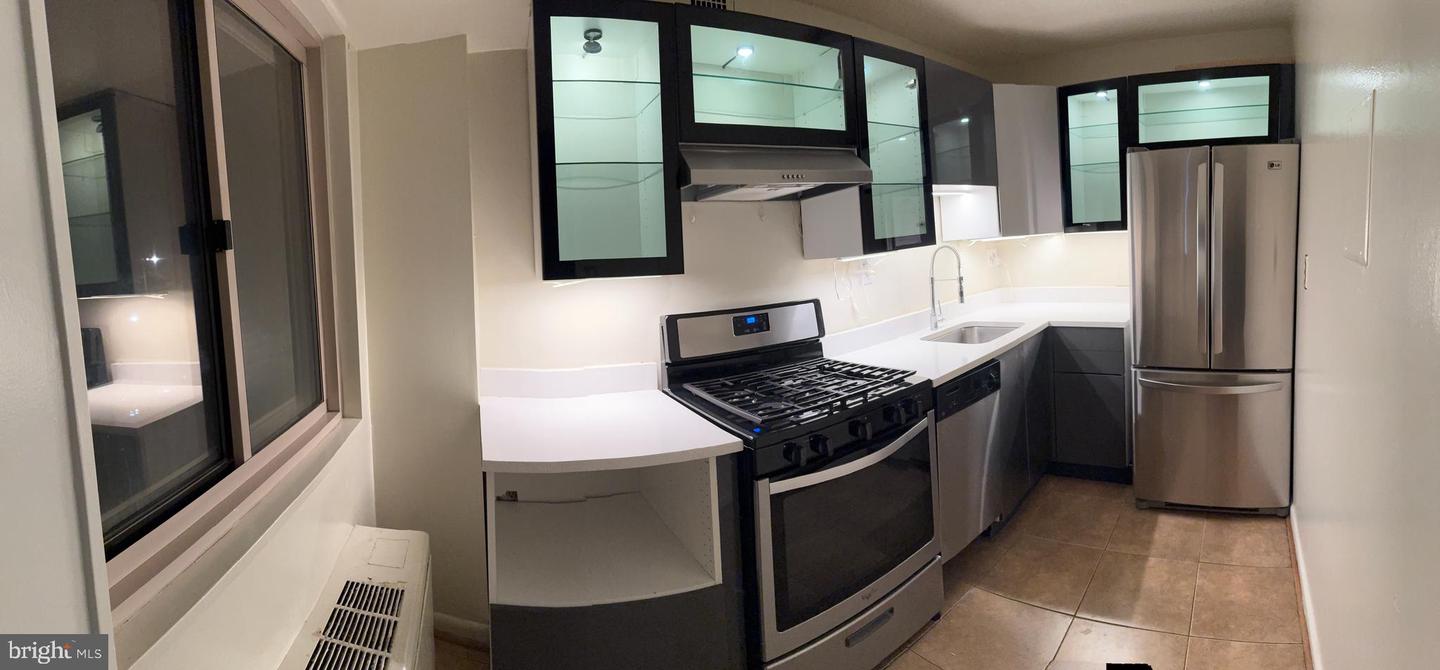 2500 N VAN DORN ST #316, ALEXANDRIA, Virginia 22302, ,1 BathroomBathrooms,Residential,For sale,2500 N VAN DORN ST #316,VAAX2050618 MLS # VAAX2050618