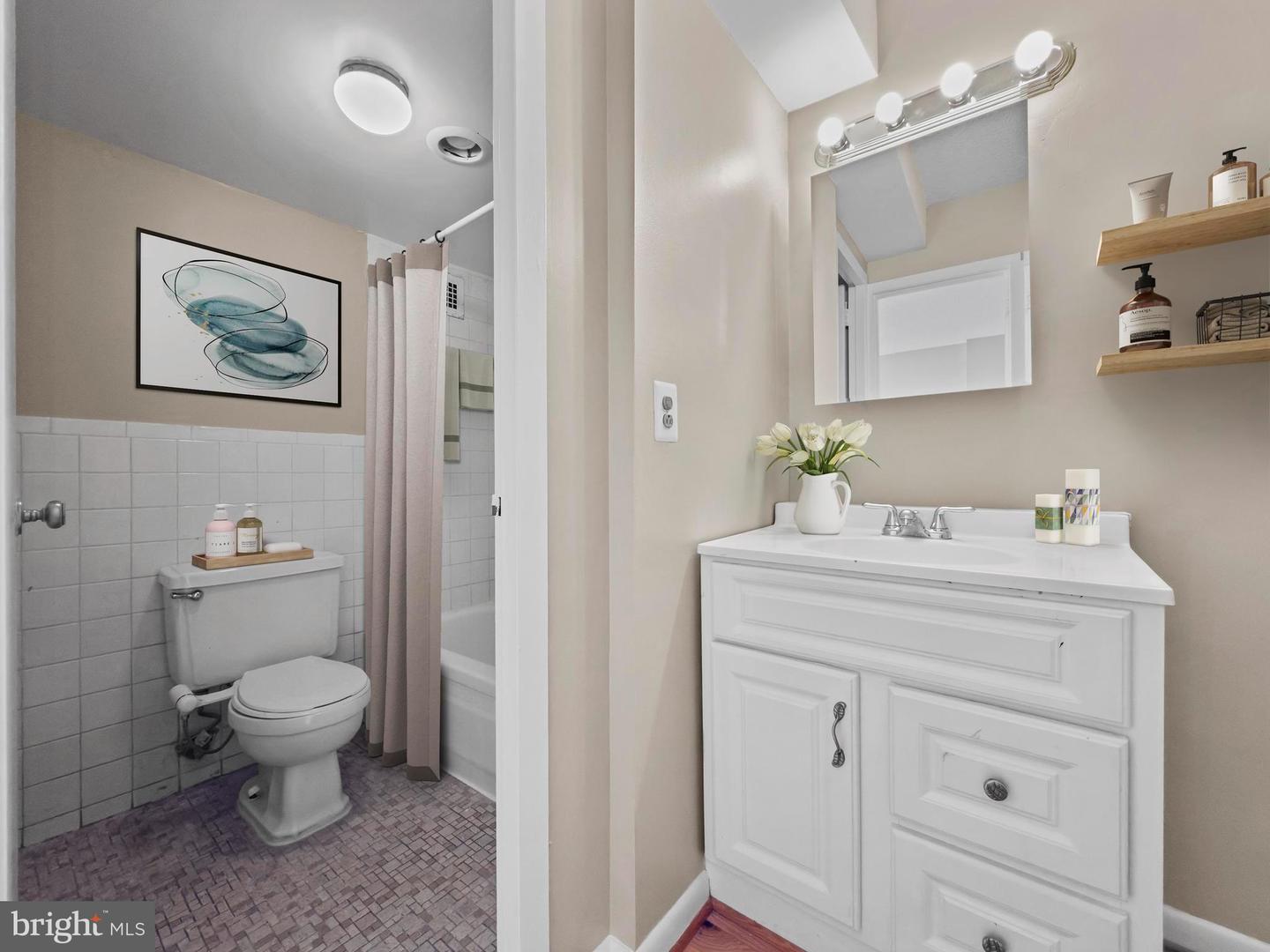 2500 N VAN DORN ST #316, ALEXANDRIA, Virginia 22302, ,1 BathroomBathrooms,Residential,For sale,2500 N VAN DORN ST #316,VAAX2050618 MLS # VAAX2050618