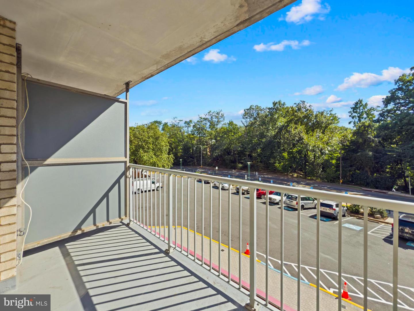 2500 N VAN DORN ST #316, ALEXANDRIA, Virginia 22302, ,1 BathroomBathrooms,Residential,For sale,2500 N VAN DORN ST #316,VAAX2050618 MLS # VAAX2050618