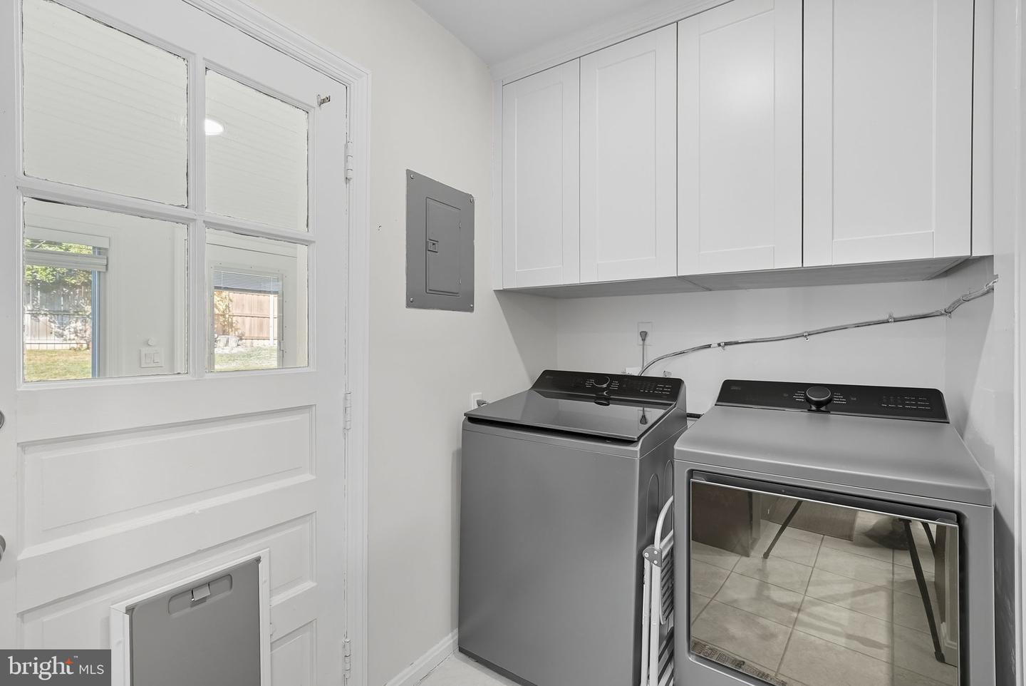 2632 N SYCAMORE ST, ARLINGTON, Virginia 22207, 4 Bedrooms Bedrooms, ,2 BathroomsBathrooms,Residential,For sale,2632 N SYCAMORE ST,VAAR2064682 MLS # VAAR2064682