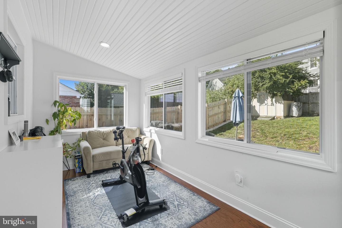 2632 N SYCAMORE ST, ARLINGTON, Virginia 22207, 4 Bedrooms Bedrooms, ,2 BathroomsBathrooms,Residential,For sale,2632 N SYCAMORE ST,VAAR2064682 MLS # VAAR2064682