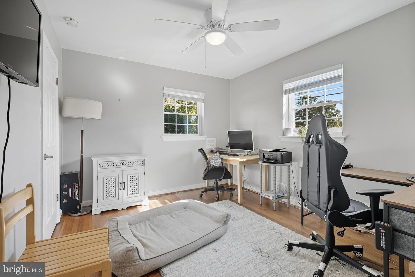 2632 N SYCAMORE ST, ARLINGTON, Virginia 22207, 4 Bedrooms Bedrooms, ,2 BathroomsBathrooms,Residential,For sale,2632 N SYCAMORE ST,VAAR2064682 MLS # VAAR2064682