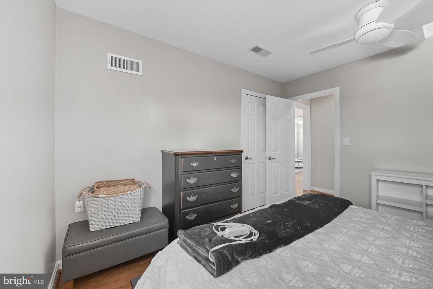 2632 N SYCAMORE ST, ARLINGTON, Virginia 22207, 4 Bedrooms Bedrooms, ,2 BathroomsBathrooms,Residential,For sale,2632 N SYCAMORE ST,VAAR2064682 MLS # VAAR2064682