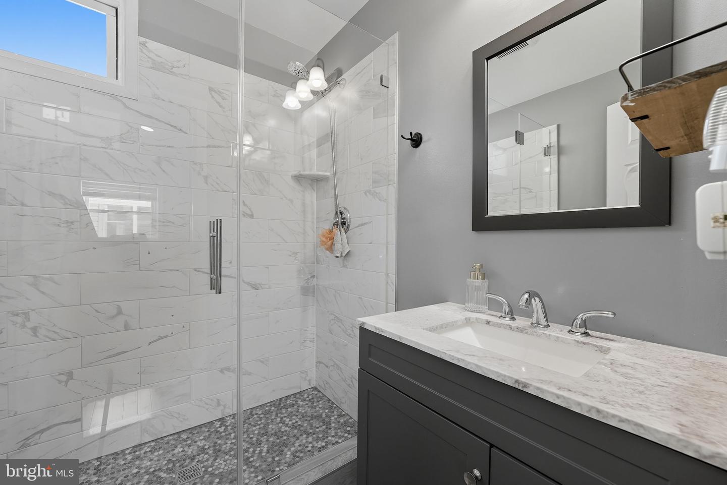 2632 N SYCAMORE ST, ARLINGTON, Virginia 22207, 4 Bedrooms Bedrooms, ,2 BathroomsBathrooms,Residential,For sale,2632 N SYCAMORE ST,VAAR2064682 MLS # VAAR2064682