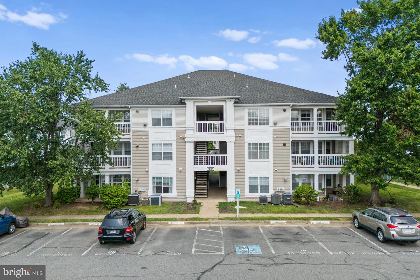 8083 LACY DR #101, MANASSAS, Virginia 20109, 2 Bedrooms Bedrooms, ,2 BathroomsBathrooms,Residential,For sale,8083 LACY DR #101,VAPW2105620 MLS # VAPW2105620