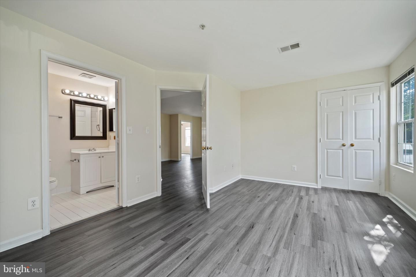 8083 LACY DR #101, MANASSAS, Virginia 20109, 2 Bedrooms Bedrooms, ,2 BathroomsBathrooms,Residential,For sale,8083 LACY DR #101,VAPW2105620 MLS # VAPW2105620