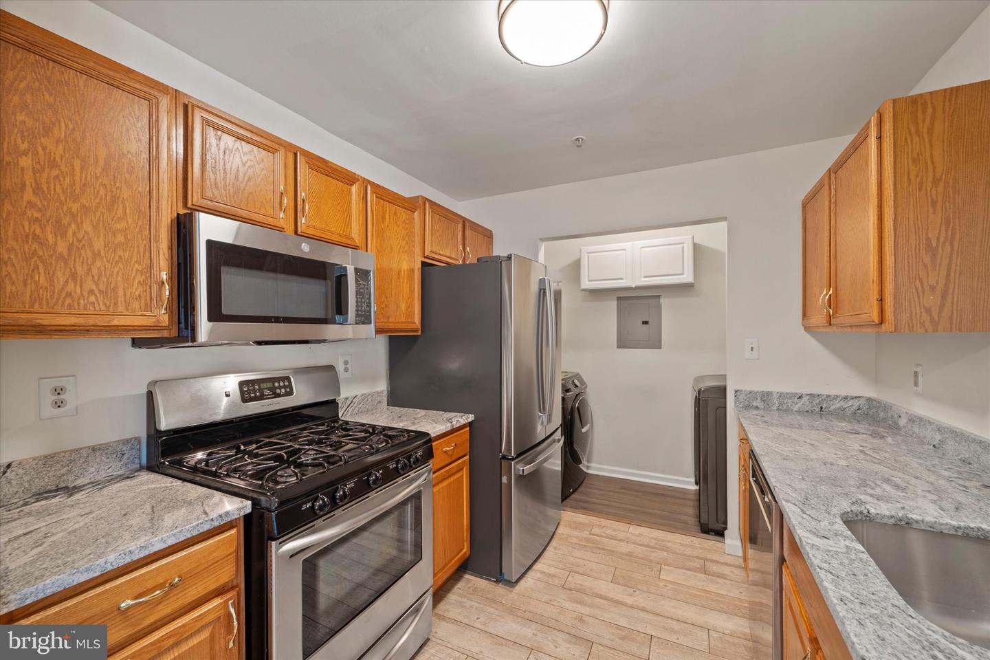 8083 LACY DR #101, MANASSAS, Virginia 20109, 2 Bedrooms Bedrooms, ,2 BathroomsBathrooms,Residential,For sale,8083 LACY DR #101,VAPW2105620 MLS # VAPW2105620
