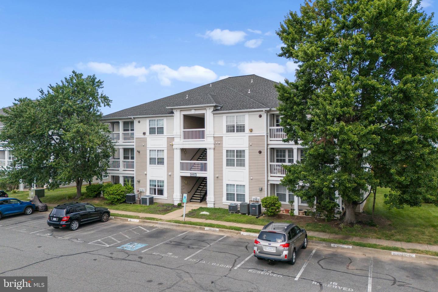 8083 LACY DR #101, MANASSAS, Virginia 20109, 2 Bedrooms Bedrooms, ,2 BathroomsBathrooms,Residential,For sale,8083 LACY DR #101,VAPW2105620 MLS # VAPW2105620
