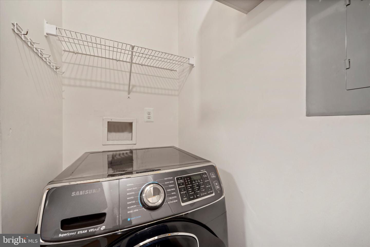 8083 LACY DR #101, MANASSAS, Virginia 20109, 2 Bedrooms Bedrooms, ,2 BathroomsBathrooms,Residential,For sale,8083 LACY DR #101,VAPW2105620 MLS # VAPW2105620
