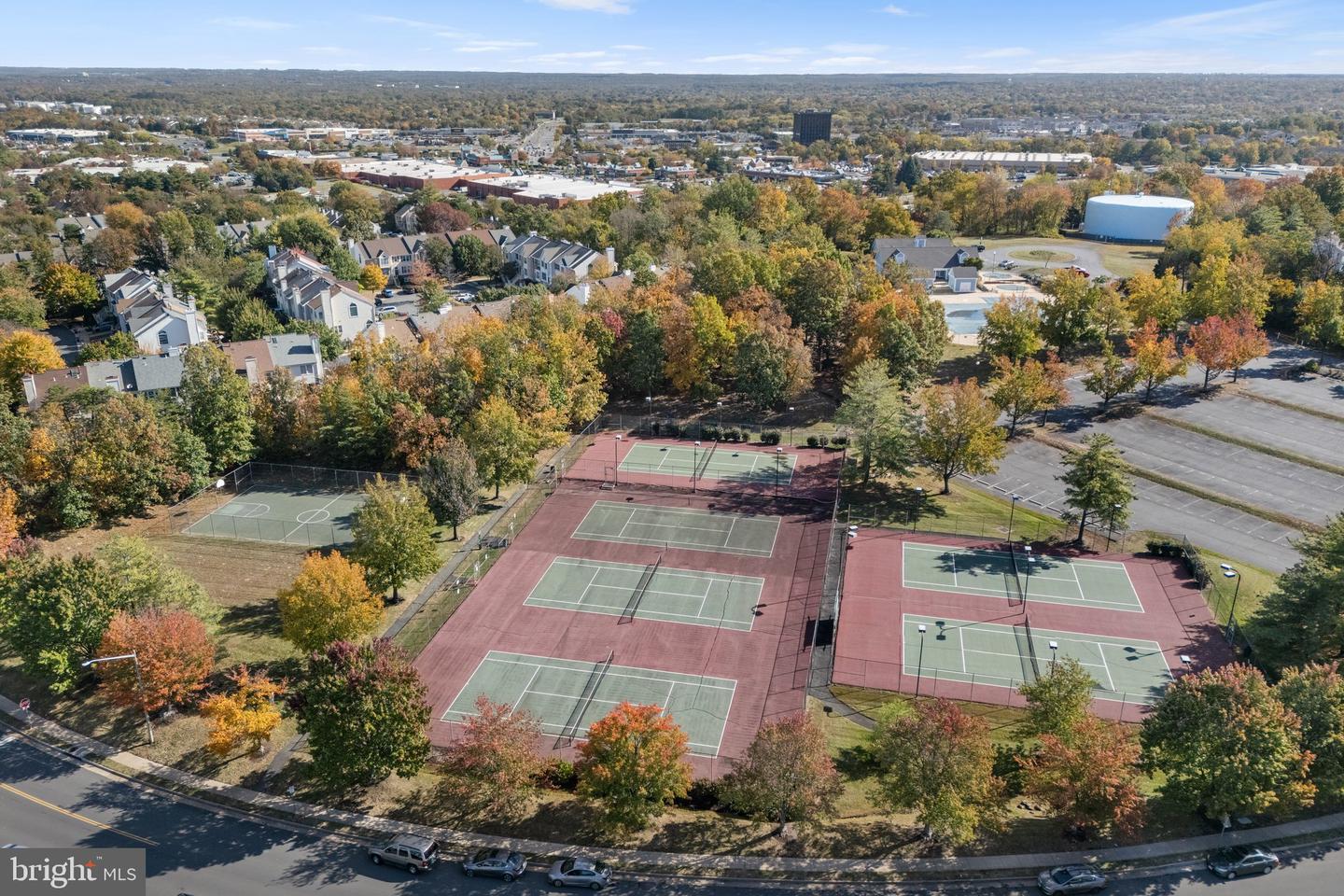 8083 LACY DR #101, MANASSAS, Virginia 20109, 2 Bedrooms Bedrooms, ,2 BathroomsBathrooms,Residential,For sale,8083 LACY DR #101,VAPW2105620 MLS # VAPW2105620