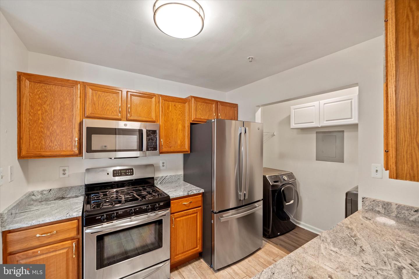8083 LACY DR #101, MANASSAS, Virginia 20109, 2 Bedrooms Bedrooms, ,2 BathroomsBathrooms,Residential,For sale,8083 LACY DR #101,VAPW2105620 MLS # VAPW2105620