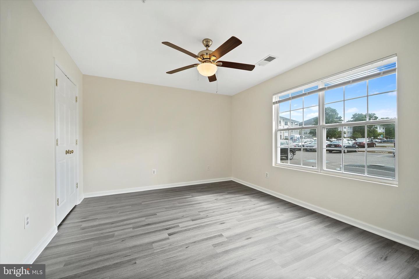 8083 LACY DR #101, MANASSAS, Virginia 20109, 2 Bedrooms Bedrooms, ,2 BathroomsBathrooms,Residential,For sale,8083 LACY DR #101,VAPW2105620 MLS # VAPW2105620