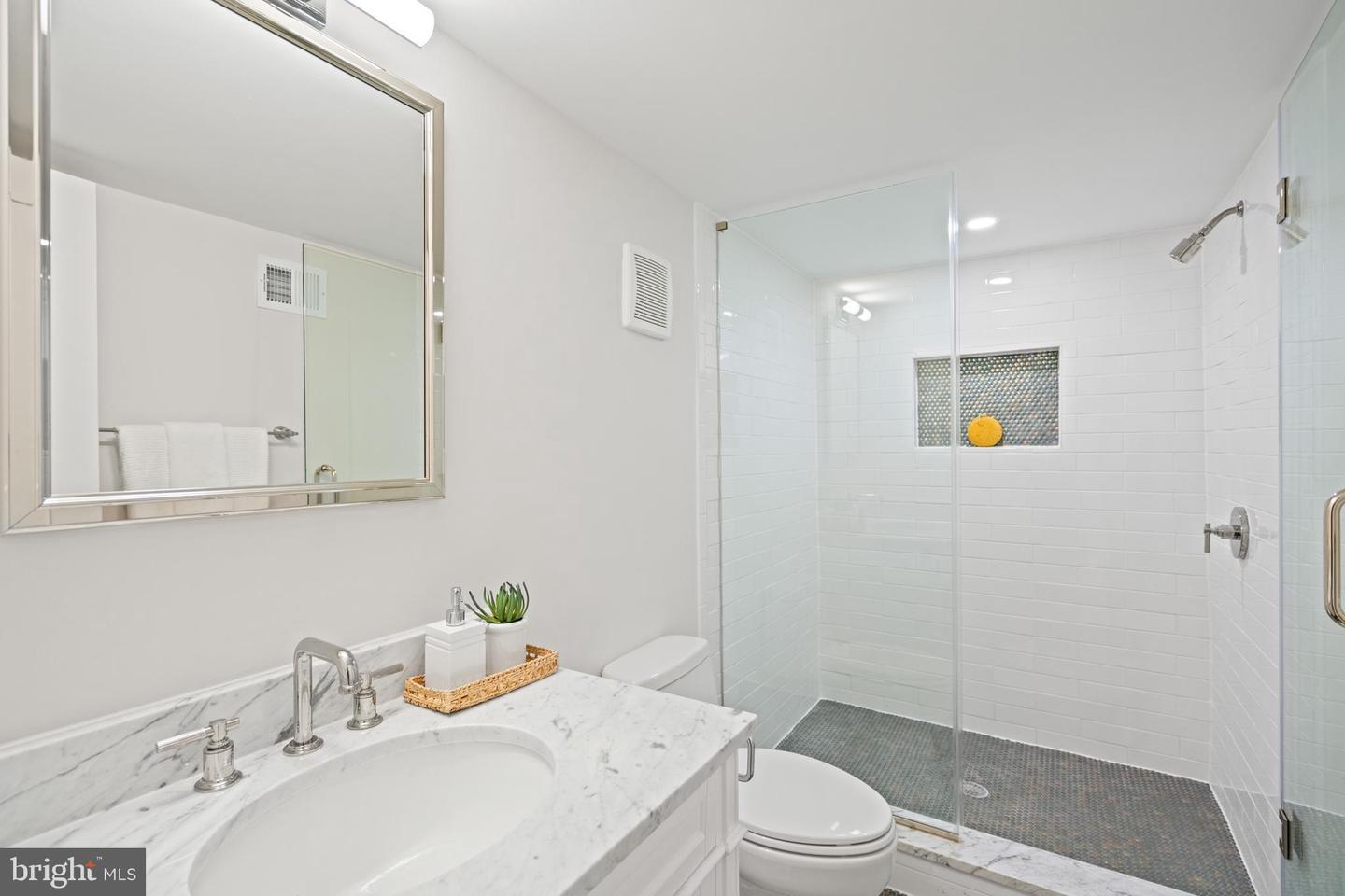 2850 ARIZONA TER NW, WASHINGTON, District Of Columbia 20016, 6 Bedrooms Bedrooms, ,6 BathroomsBathrooms,Residential,For sale,2850 ARIZONA TER NW,DCDC2226348 MLS # DCDC2226348