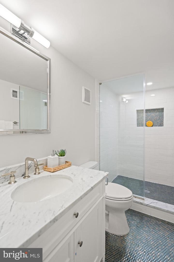 2850 ARIZONA TER NW, WASHINGTON, District Of Columbia 20016, 6 Bedrooms Bedrooms, ,6 BathroomsBathrooms,Residential,For sale,2850 ARIZONA TER NW,DCDC2226348 MLS # DCDC2226348