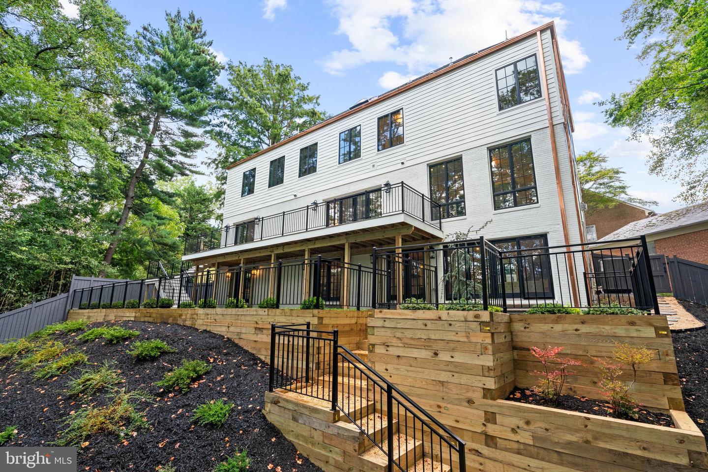 2850 ARIZONA TER NW, WASHINGTON, District Of Columbia 20016, 6 Bedrooms Bedrooms, ,6 BathroomsBathrooms,Residential,For sale,2850 ARIZONA TER NW,DCDC2226348 MLS # DCDC2226348